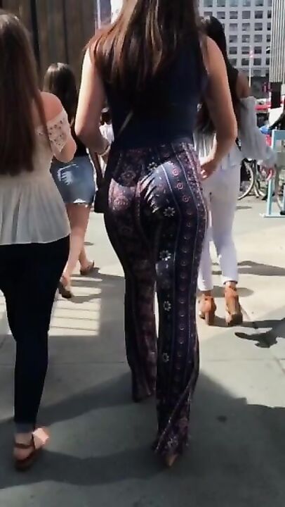 This phat ass white bitch is perfect. Part 1.